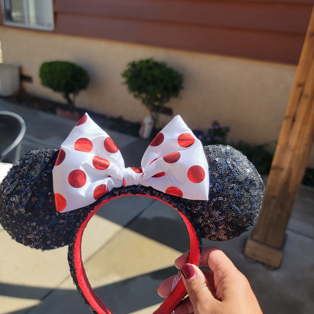 Disney Black and Red Minnie Mouse Ears Headband